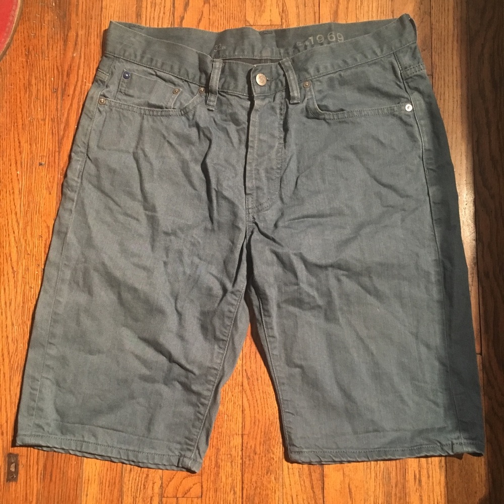 *DONATING!* Plz make any offers:)  shorts by GAP